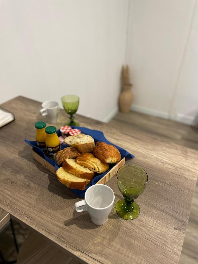 La Mission Hotel Saint-Martin-des-Noyers Ngoại thất bức ảnh